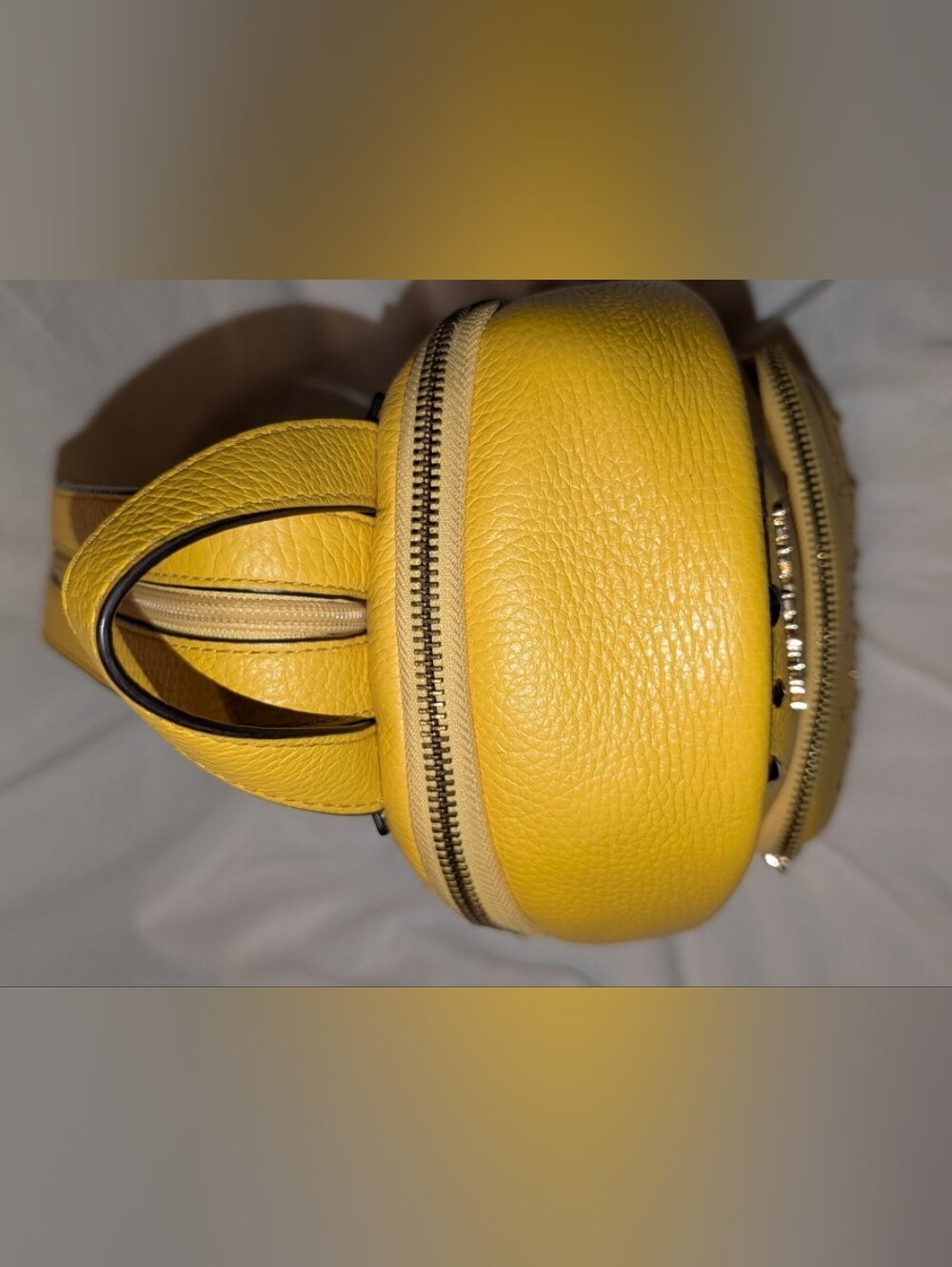 MICHAEL KORS ERIN SMALL CONVERTIBLE BACKPACK YELLOW EUC - Picture 8 of 15